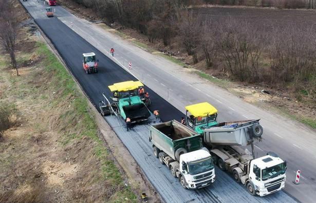 До фінішу ще 25 кілометрів